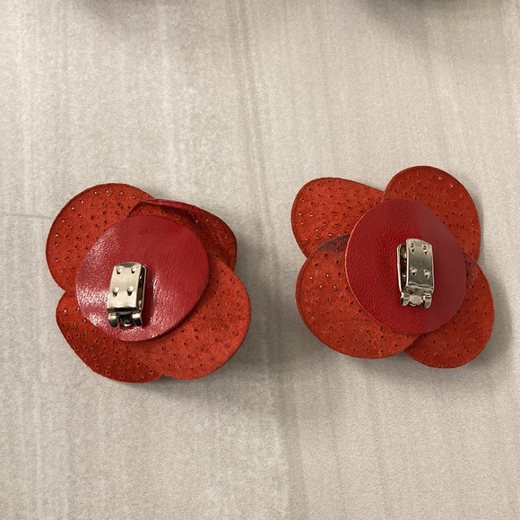 5/$100 🎀 Shoe bows - Picture 3 of 3